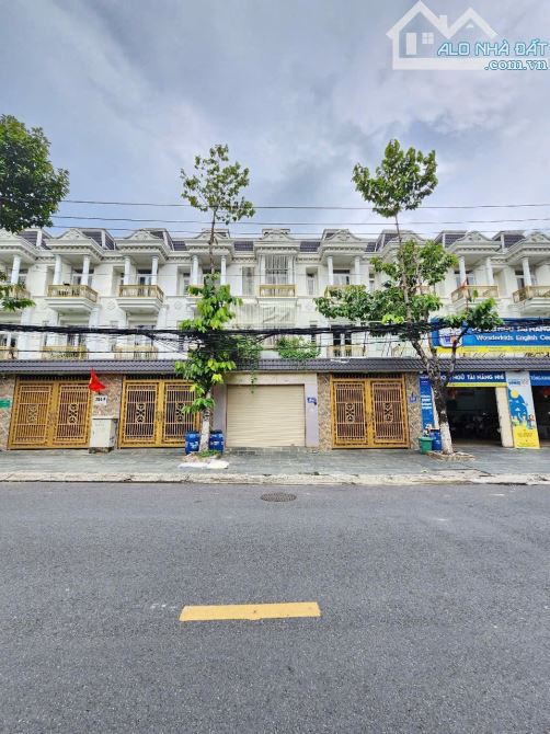 nhà 1 trệt 2 lầu 80m2 7ty5 TL MT đường Võ Thị Sáu p.Đông Hòa Tp.Dĩ An