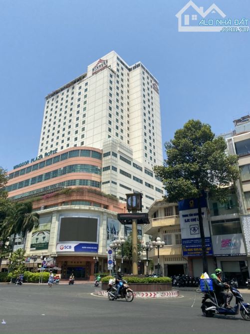 Bán gấp MT khu Kim Cương chợ An Đông Quận 5. Ngang 8x20