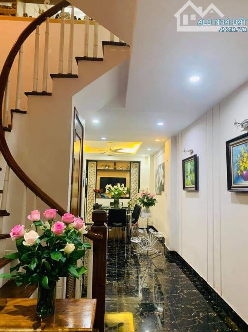 DUY NHẤT PHÂN LÔ HUỲNH THÚC KHÁNG CẦN BÁN GẤP DT46m2 NGÕ THÔNG