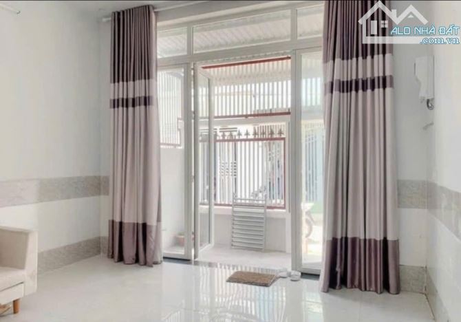 Khẩn Cấp ! Chu Nghộp Bán nhanh Căn nhà ở Tân Hiệp Hóc Môn 94m2 Sổ riêng 720triệu