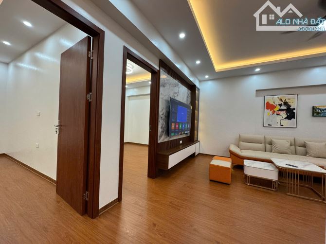 Bán CHCC Tòa CT13A KĐT Nam Thăng Long, Phú Thượng, Tây Hồ mặt Võ Chí Công. 75m2. 5,4 Tỷ