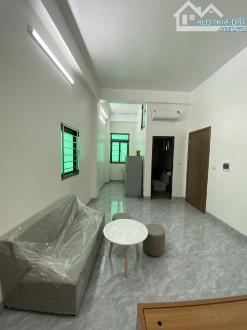 Cho Thuê CCMN Mậu Lương Hà Đông 25m2 Studio Cửa Sổ Ban Công Thang Máy 13P Gần Chợ Ô Tô Gần