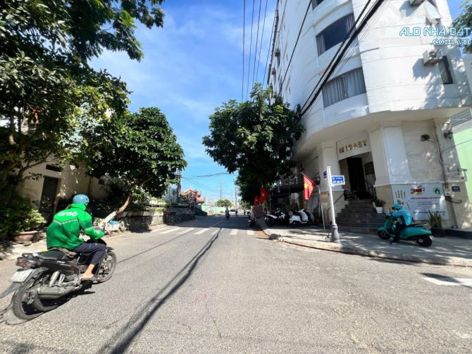 BÁN CẶP ĐẤT GÓC 2 MẶT TIỀN – HOÀI THANH - 222m2 - Giá 20,5 tỷ