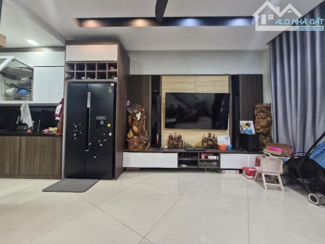 CHỦ CẦN BÁN NHÀ ĐẠI MỖ - 15M RA ĐƯỜNG ĐẠI MỖ - 48M X 5 TẦNG - GIÁ 7 TỶ 4.