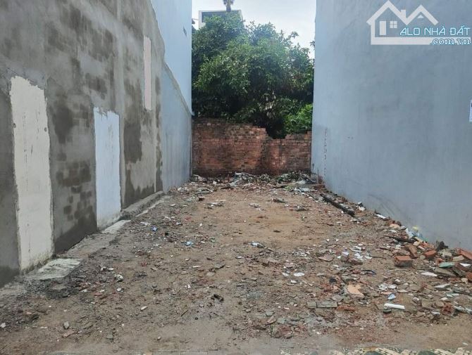 BÁN GẤP LÔ ĐẤT ĐẸP GẦN BIỂN SƠN TRÀ ĐƯỜNG PHẠM VẤN DT 101M2_NGANG 5M CHỈ_10.9 TỶ