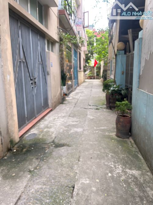 BẮC TỪ LIÊM XUÂN ĐỈNH GIÁ 10 tỷ 50m 5 TẦNG 2 THOÁNG CÁCH ĐƯỜNG Ô TÔ 10 m NHÀ MỚI Ở LUÔN