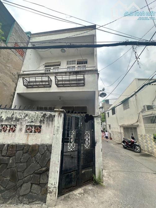 Bán nhà căn góc, 2 tầng, 54m2, hẻm 3m thông, Quang Trung, P10, Gò Vấp, SHR, 4.7 tỷ