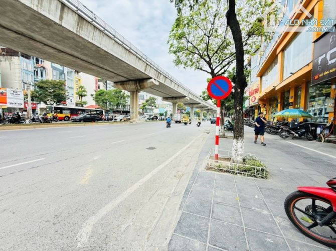 BÁN CCMN SIÊU ĐẸP HỒ TÙNG MẬU, CẦU GIẤY 118M, 6T, MT 9M, GẦN PHỐ, 25 TỶ.