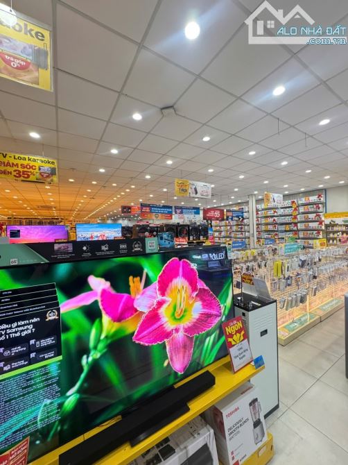 Hóc Môn - BÁN ĐIỆN MÁY XANH MẶT TIỀN LÊ THỊ HÀ, LÔ GÓC VỊ TRÍ VIP, 15x40M THUÊ 130TR/TH