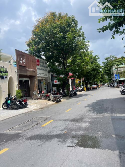 Bán biệt thự biệt lập lương đình của quận 2 , 7x20m trệt 2 lầu , đường 12m giá 36 tỷ T/L