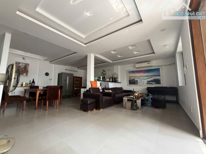 Bán nhà riêng 106m2 đường số 5, Làng Báo Chí, Thảo Điền giá 26 tỷ.
