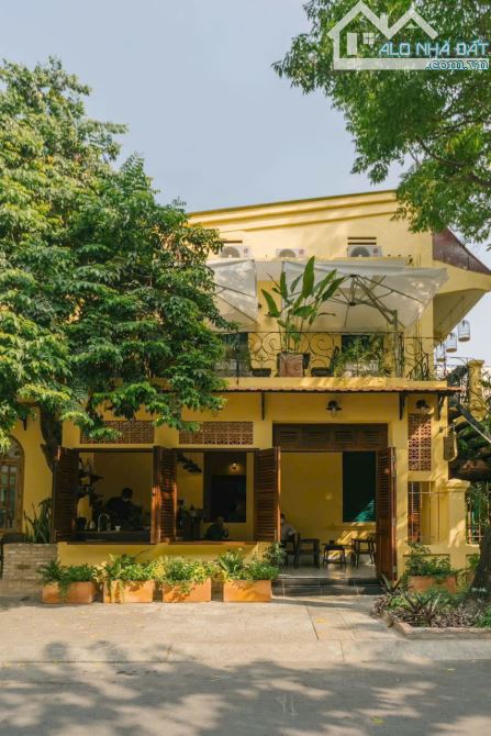 VIP-CHO THUÊ BIỆT THỰ MẶT TIỀN NGUYỄN VĂN THỦ,GÓC CÂY ĐIỆP,QUẬN 1,NGANG 20M,GIÁ 85 TRIỆU