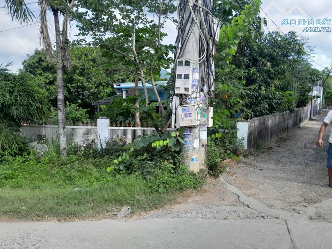 Bán 1200m2 - 3 tỷ - Hòn Nghê - Vĩnh Ngọc - Khánh hpag