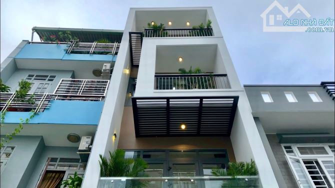 Bán Gấp Mặt Tiền Quận 1, Ngay Khu Trần Quang Khải, DT: 4x15m , 5T, Thang Máy, HĐ 90tr/th