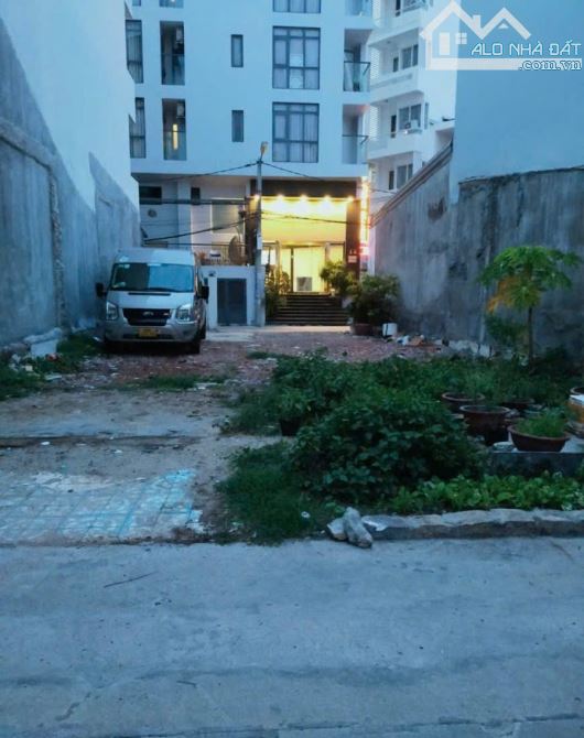 Đất đẹp 2 MT gần biển Trần Phú - Lộc Thọ - Nha Trang,  159m ngang 8.7, sổ hồng