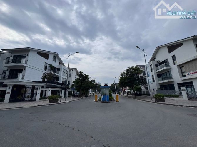 SIÊU PHẨM HÓT LK DƯƠNG NỘI-HÀ ĐÔNG,HAI MẶT ĐƯỜNG KD VỈA HÈ RỘNG,DT50M,GIÁ 16,1 TỶ