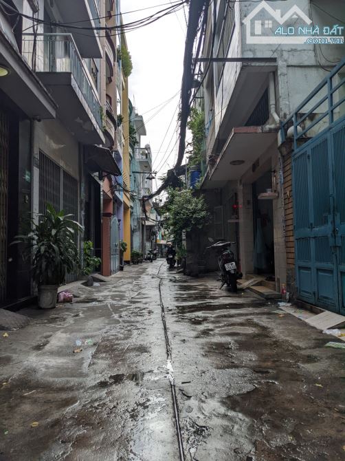 HIẾM, nhà bán Nguyễn Trãi, Q5, vị trí đẹp gần mặt tiền, ngang 4,5 giá chỉ 8,2 tỷ
