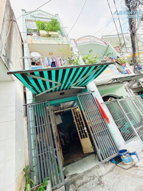 Q8)NHÀ BÁN BÌNH ĐÔNG -ĐÚC BTCT-SỔ NỞ HẬU-NHĨNH 3 TỶ