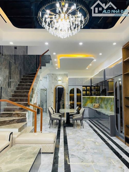 ⭐️ CHÍNH CHỦ BÁN NHÀ MỚI 3 TẦNG 75M2 MẶT ĐƯỜNG VŨ QUỲNH FULL NỘI THẤT - CÁCH BIỂN 100M
