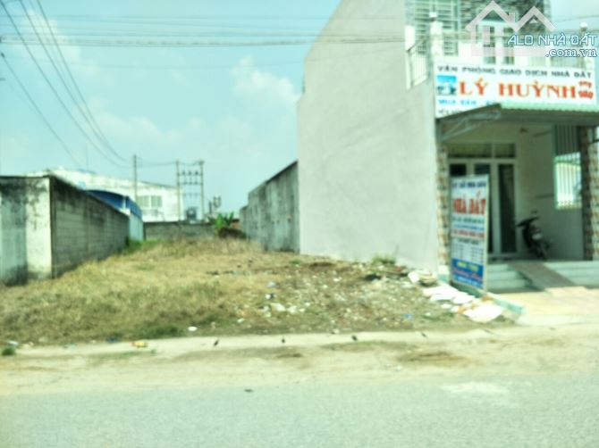 Hot ! 151m2 đất Thổ cư, SHR, chỉ 2 tỷ 995 đường Liêu Bình Hương, chợ Việt Kiều, Củ Chi