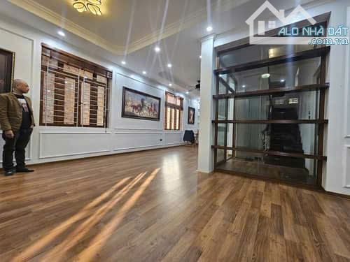 HÀNG HIẾM, BIỆT THỰ VIP - 4 MẶT THOÁNG NỘI THẤT SANG TRỌNG , TRUNG VĂN, NAM TỪ LIÊM