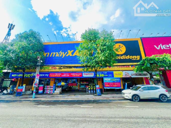 Bán nhà mặt tiền đường Đồng Khởi ngay ngã tư ĐH Đồng Nai; sổ hồng 202m2 giá 29 tỷ
