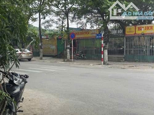 Hiếm phố DƯƠNG VĂN BÉ - HBT- thang máy- mới tinh, vị trí đẹp.20m ô tránh. 5T, 37m2- 8,5 tỷ