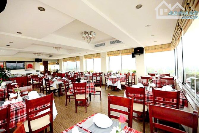 Nhà đẹp trên Phố Hàng Bún 150m giá 165 tỷ, 15 tầng, kinh doanh đỉnh