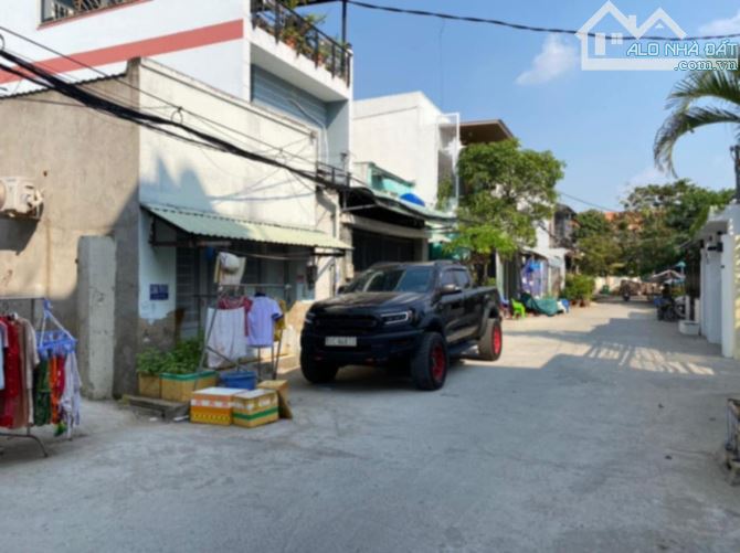 Dãy trọ 5 phòng 85m2 (5x17) mặt tiền hẻm xe hơi 6m, 1368 Lê Văn Lương Phước Kiển, 5.750 tỷ