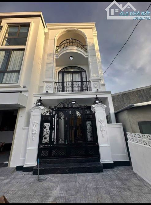 NHÀ ĐẸP 3 TẦNG CẠNH AEON MAILL - ĐƯỜNG Ô TÔ