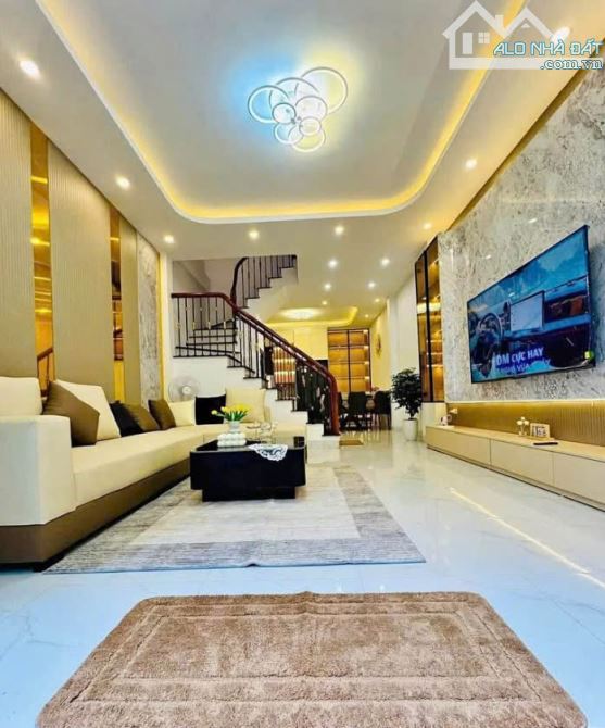 Phố Kim_Ngưu, ngõ thông kinh doanh, lô góc, vài bước ô tô tránh, 38m2, nh.ỉnh 6 tỷ