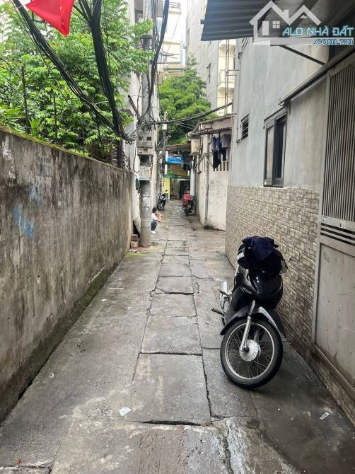Bán nhà Nguyễn Khánh Toàn, Cầu Giấy 67m², 4 tầng, giá 14 tỷ
