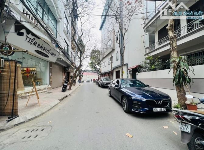 RẤT HIẾM! Nhà Kim Mã, ô tô tránh, vỉa hè, kinh doanh, 43m*4T, giá 18.5 tỷ
