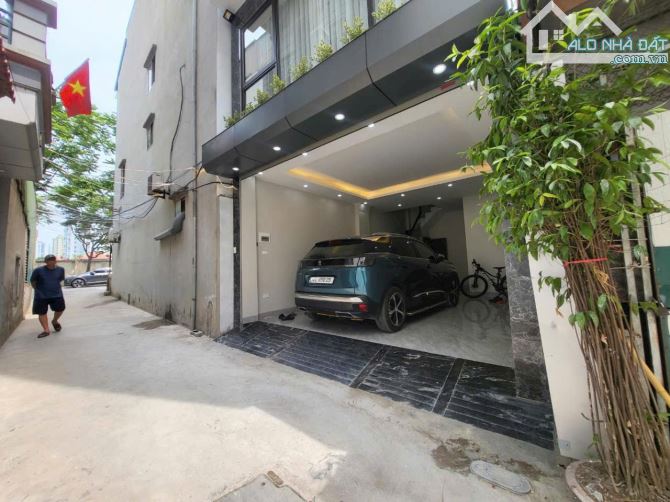 NHÀ 7 TẦNG GARA OTO- THANG MÁY-ĐẦY ĐỦ NỘI THẤT CHỈ VIỆC VỀ Ở, NGAY CẦU VĨNH TUY, PHƯỜNG LO