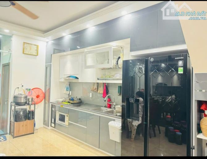 Cần bán gấp căn nhà khu TĐC Tam Kỳ (60m2; Ngang: 4,3m; 6,65 tỷ vẫn thoả thuận)