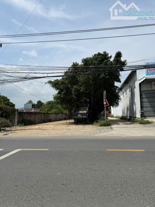 Bán lô góc mặt tiền QL26 ngang 12m gần trung tâm thị xã  Ninh Hòa