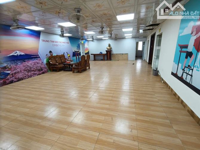 Cho thuê kho đường An Thượng, Hoài Đức, HN. DT 1800m, thông sàn có PCCC, xe công đỗ cửa. G - 10