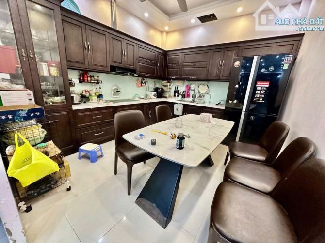 Bán Nhà Nghĩa Đô - Cầu Giấy, cách 1 nhà ra Ô Tô, 43m2, 4 tầng, 8,8 Tỷ - 1