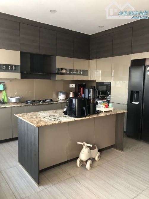 🔥 BÁN GẤP TRONG THÁNG ĐỂ ĐỊNH CƯ – HUỲNH VĂN BÁNH – 110M² – 5 TẦNG – PHÙ HỢP Ở - 1