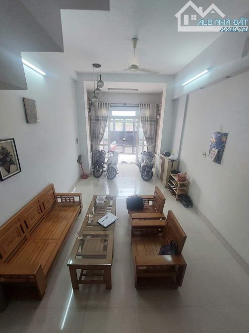 Bán nhà 3 tầng đường Trần bá Giao phường 5 quận gò vấp - 1