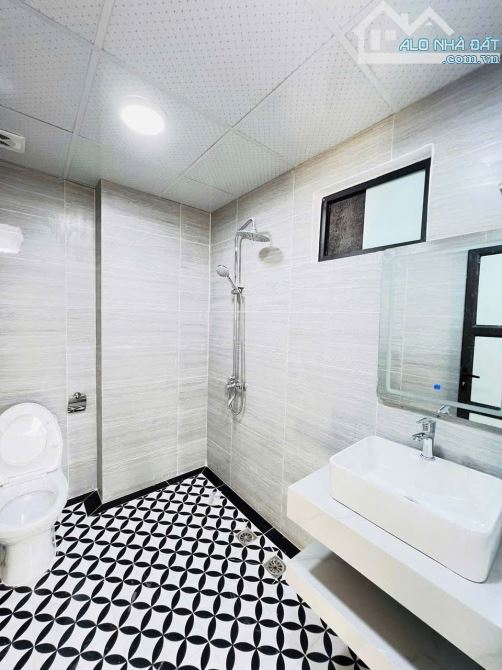 NHÀ CỔ NHUẾ MỚI XÂY - THANG MÁY - FULL NỘI THẤT - DT: 36M2, 6 TẦNG, MT 5.1M - GIÁ 8,7 TỶ - 1