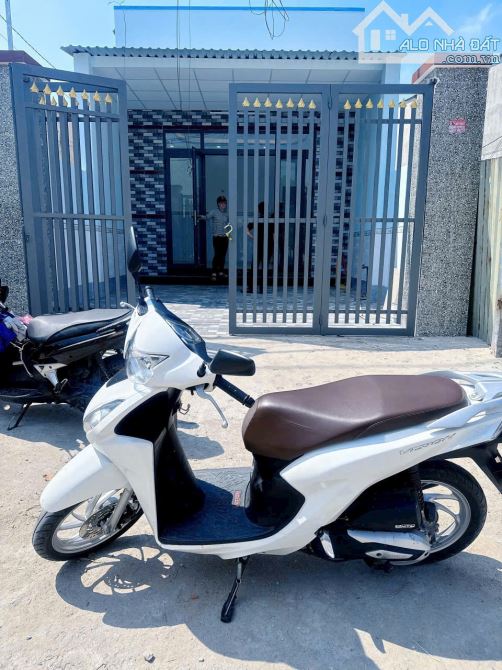 CẦN bán GẤP căn nhà 108m2 ở Hóc Môn giá 850 triệu ngay thị trấn Hóc Môn - 1