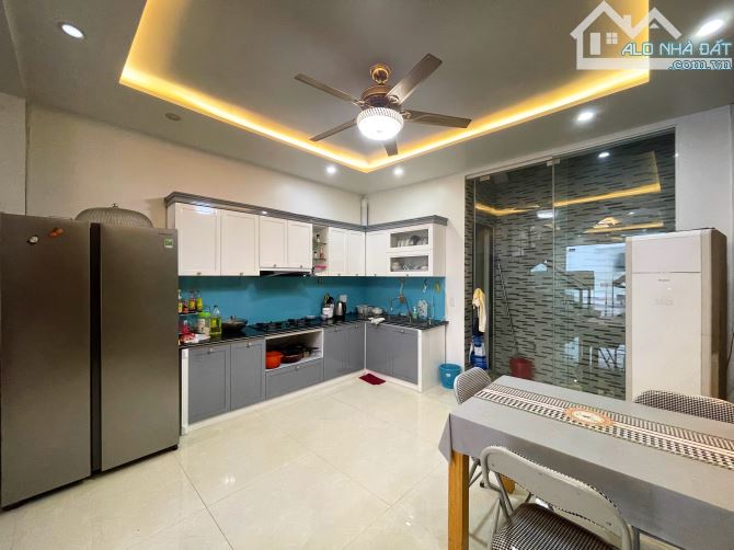 Nhà 4 tầng khu phân lô Hoàng Thế Thiện - 66m2 - Đường 6m - 1