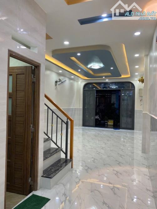 NHÀ ĐẸP GẦN LÊ VĂN QUỚI - GÒ XOÀI - 3 TẦNG - 4 x 13 - HẺM THÔNG - CHỈ 4.8 TỶ - 1