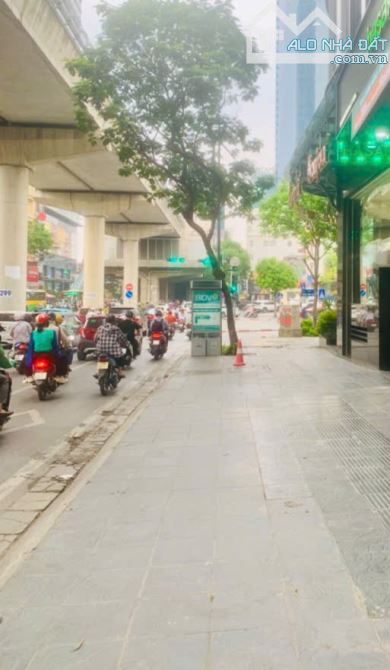 BÁN NHÀ MẶT PHỐ CẦU GIẤY – VỊ TRÍ ĐẮC ĐỊA – KINH DOANH ĐỈNH – VỈA HÈ Ô TÔ TRÁNH, 45M  4T - 1
