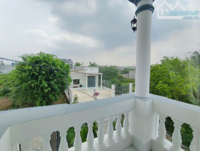Nhà cách chợ 1km 3PN 5x20 (tặng 1m là 6x20) TK chuẩn sang trọng giá đầu tư - 1