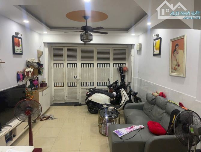 Kẹt tiền cần bán nhà Cư Xá Đồng Tiến - Khu VIP bậc nhất quận 10 , giá chỉ nhỉnh 6 tỷ - 1