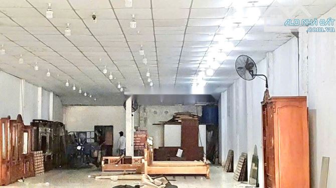 MBKD 8x50 , Mặt Tiền Đường Hương Lộ 2 , Trống suốt, Vuông Vức - 1