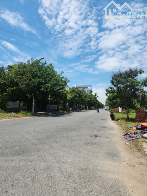 Bán đất và nhà Nguyễn Hữu Cầu - em Tài chuyên săn hàng giá tốt - 1