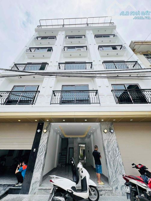 Ô TÔ TRÁNH, VỈA HÈ, GẦN HOÀN KIẾM, 6 TẦNG THANG MÁY, GẦN 40M2 , LOANH QUANH 10 TỶ - 1